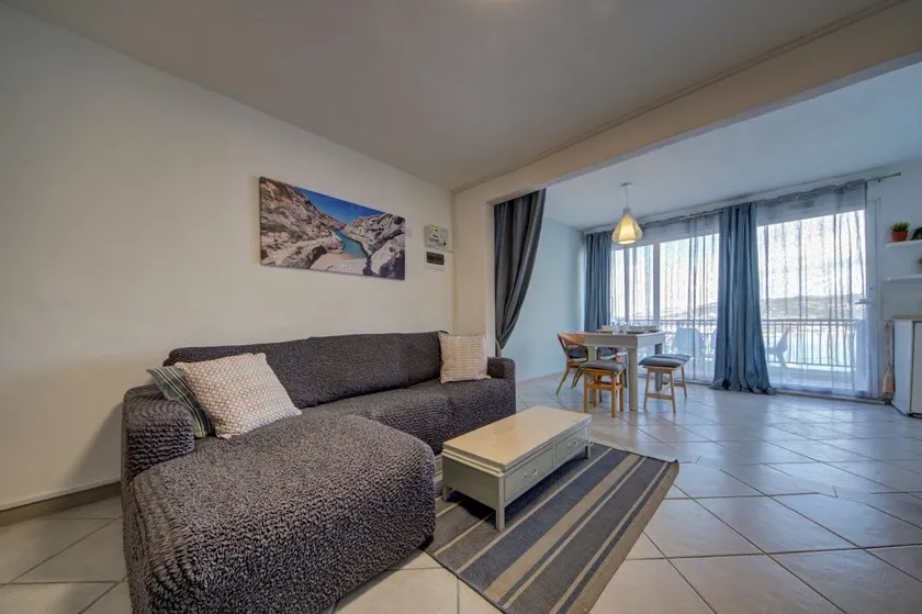Seafront Apt | Mellieħa Bay | Sleep 5 - Image 1