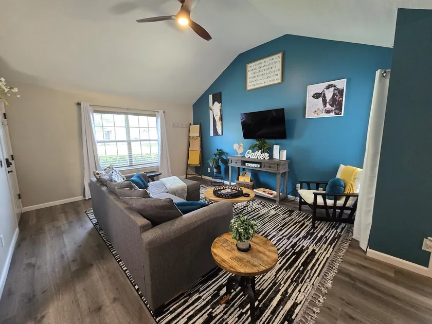 Eat, sleep, relax in Pooler - Image 1
