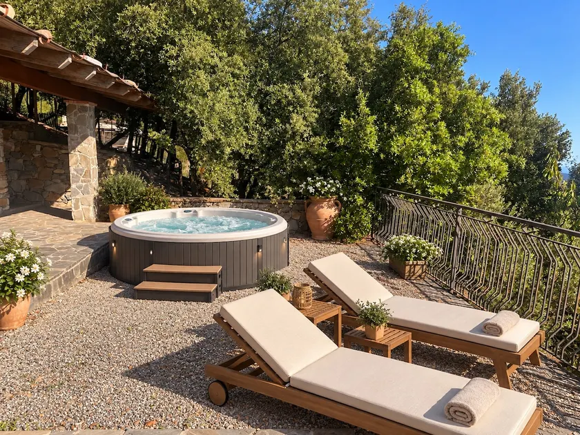 Altamarea Private Retreat - Image 1