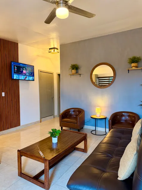 #3 Garage, 5 min to the beach, 10 min to bars, Malecón. - Image 1