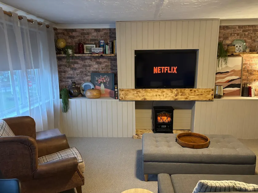Nailsea 3 bedroom, high street apartment - Image 1