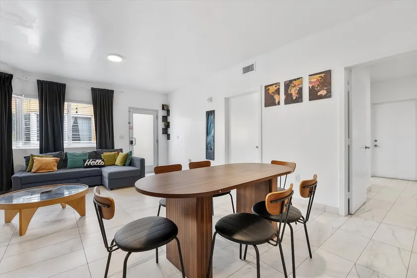 3 Bedroom 3 Bath Steps to Beach - Image 1