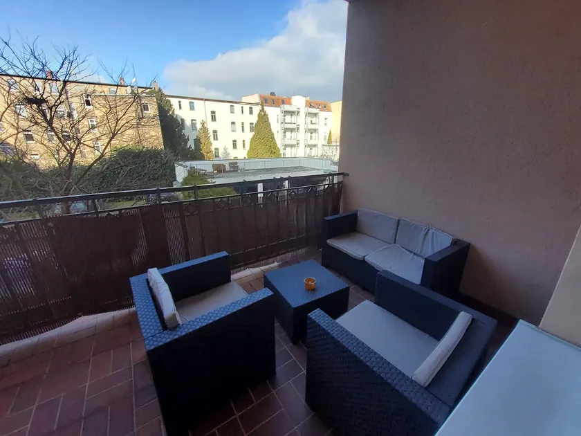 Family apartment in the Paulusviertel district of the city of Halle - Image 1