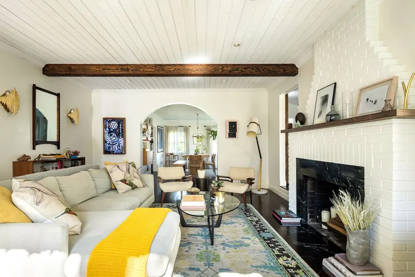 Charming Spanish Bungalow w/ Hot Tub & Parking - Image 1
