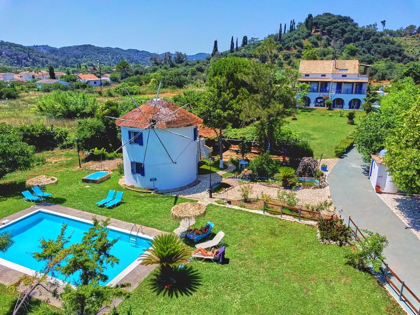 Villa Spyridoula studios on the Beach - Image 1