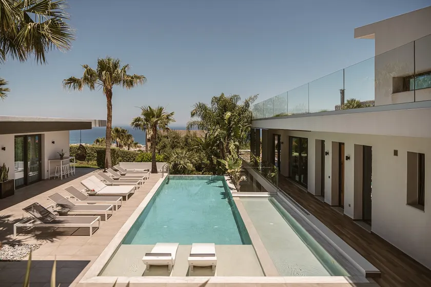 Villa Lydia I Superb views, two pools, next to the city - Image 1