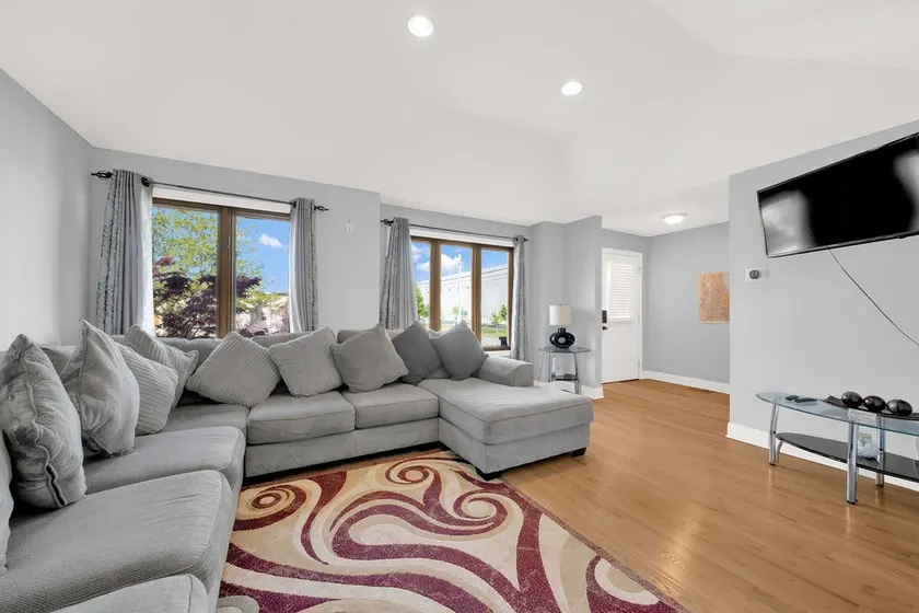 Awesome house in Chicago 7 minutes from the airport - Image 1