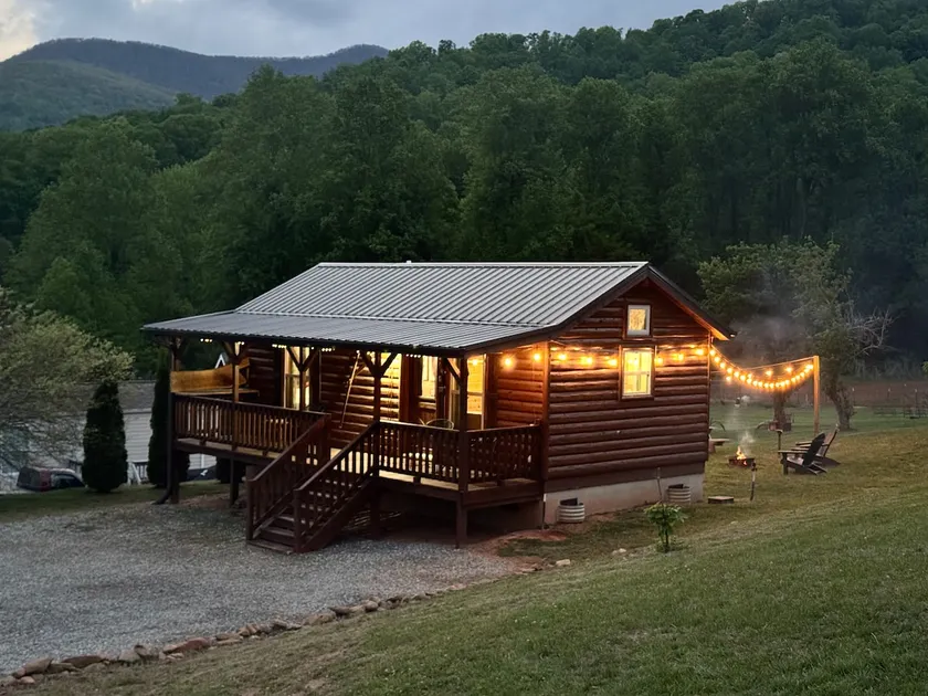 Turkey Trot Cabin-VIEWS-Discount Biltmore Tickets - Image 1