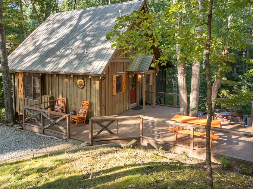 Camp Bell at Twin Rivers |Cozy Riverfront Cabin - Image 1