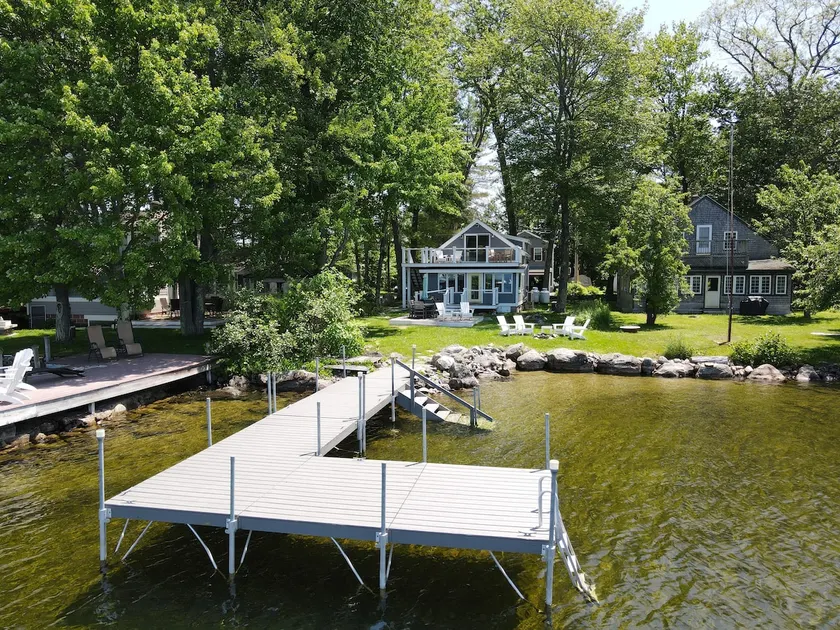 Relax in Raymond's lakefront 2-bedroom vacation home, just steps to Sebago Lake - Image 1