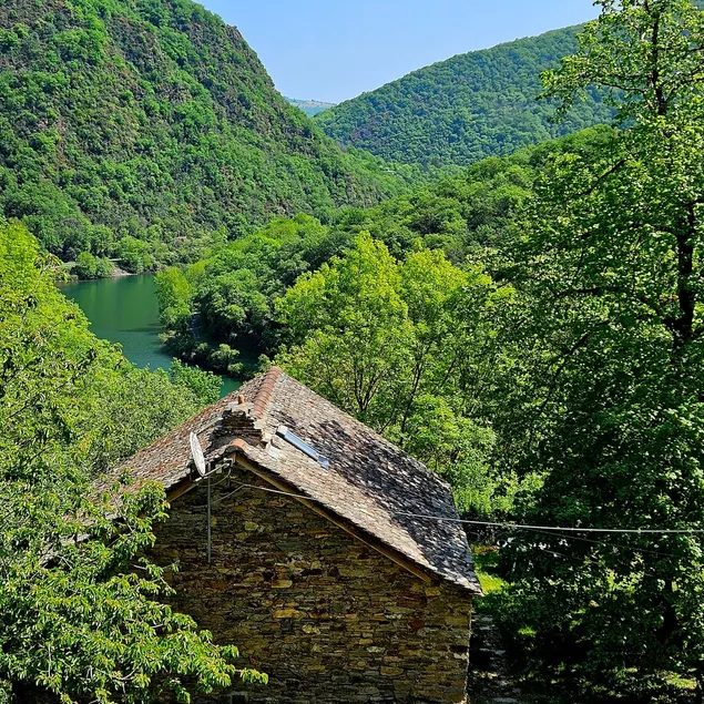 Villa Théo with river view near Albi - Image 1