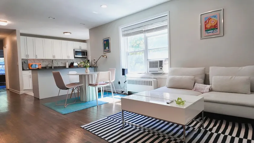 Entire One bed room Parking Including near NYC - Image 1
