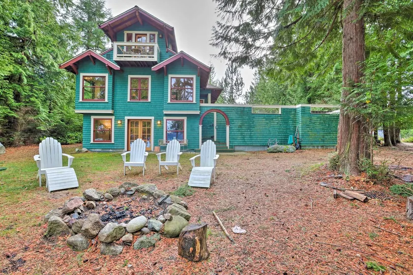 Lopez Island Hideaway w/ Coastal Views + Deck! - Image 1