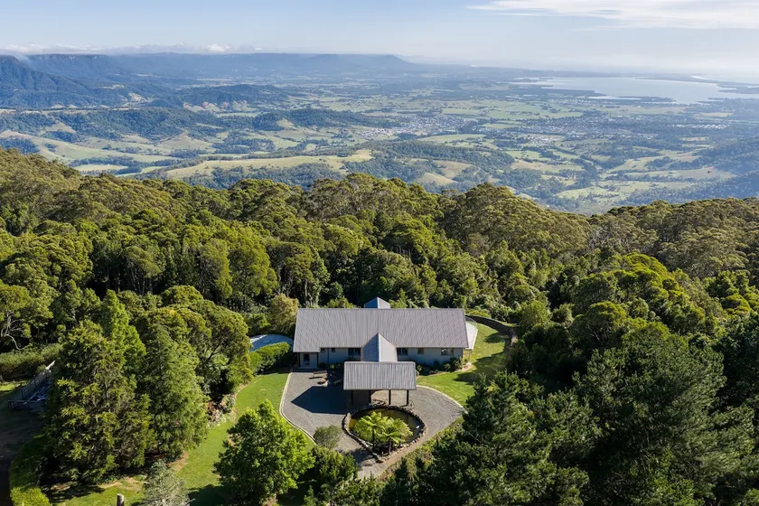 Miste Tor - Jamberoo Mountain Sanctuary - Image 1