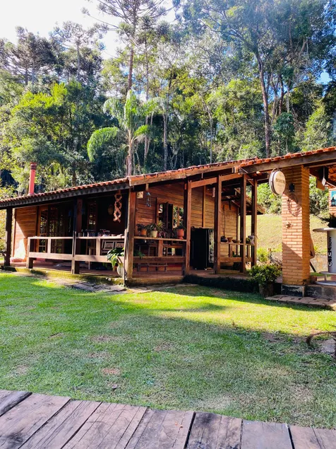 Mountain House in Serra da Mantiqueira - Image 1