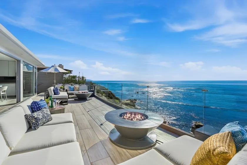 Sea Glass La Jolla | 3BR Oceanfront Retreat - Image 1