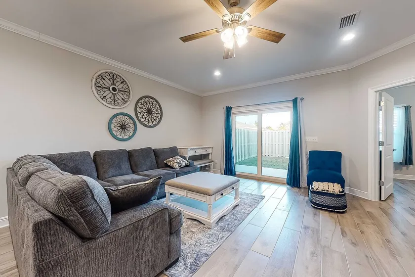 Dog-Friendly Condo with Shared Pool, Central AC, & - Image 1