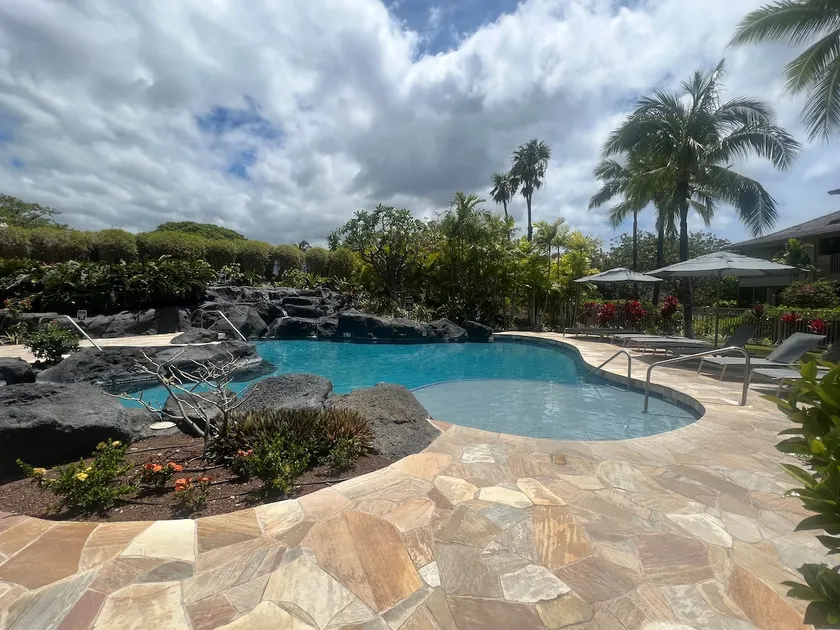 8 Seat Minivan | Hilton Pass | BBQ | Sleeps 8 | M4 - Image 1