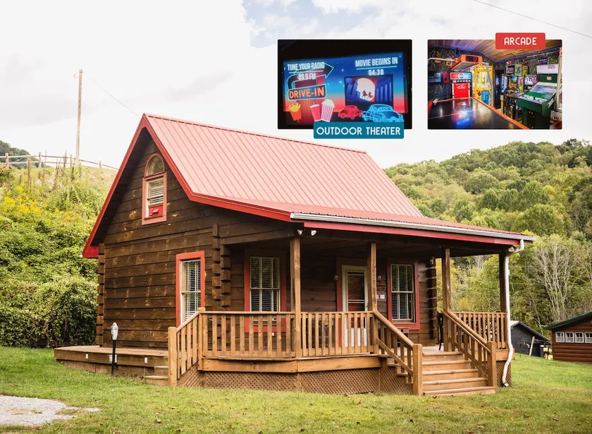 Rumples Retreat at Highland Hideaways - Arcade - Private Drive-in Theater - Image 1