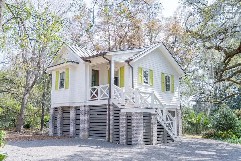 Stunning Couples Cottage with Creek Dock! - Image 1