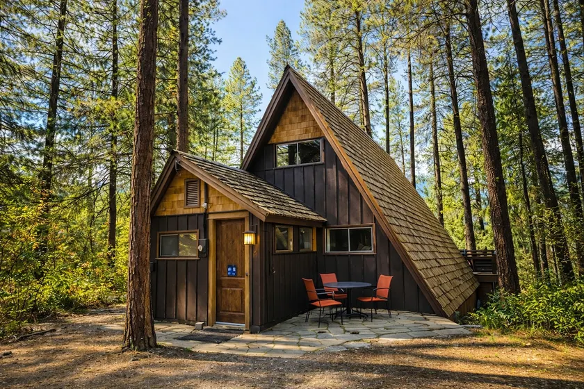 Vintage A-Frame: Hot Springs, Arcade, Connection - Image 1