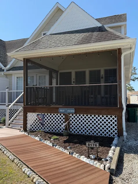 Drop Anchor-Beautiful Home in Quiet Neighborhood - Image 1