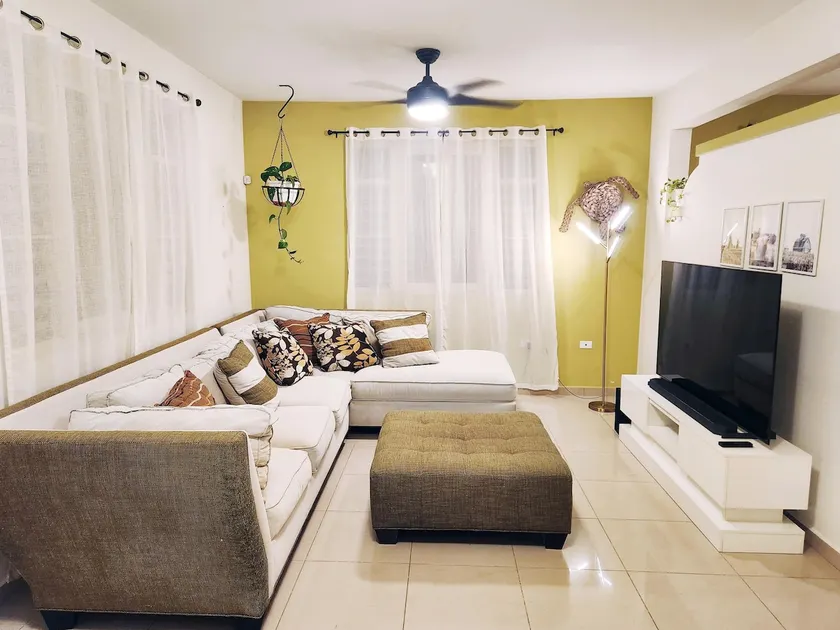Casa Vacas Lindas: Vacation; Surfing Capital - Image 1