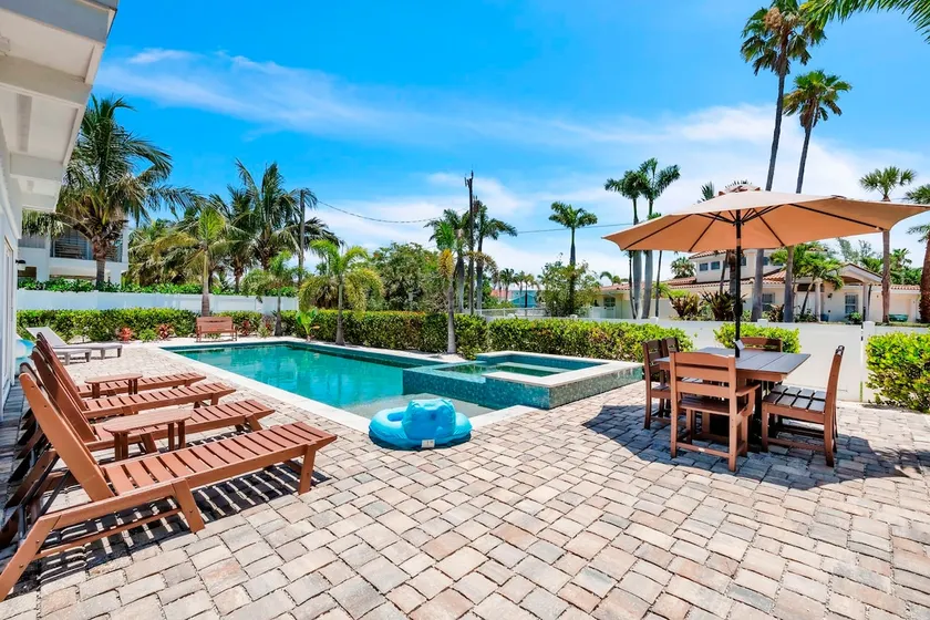 The Palm Leaf home - Image 1