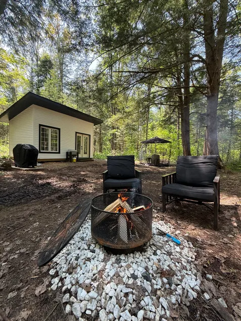 Off-grid Cabin Experience - Image 1