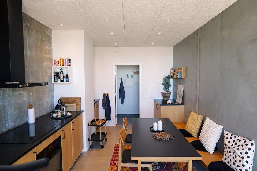 Bathhouse/Apartment on Aarhus Island - Image 1