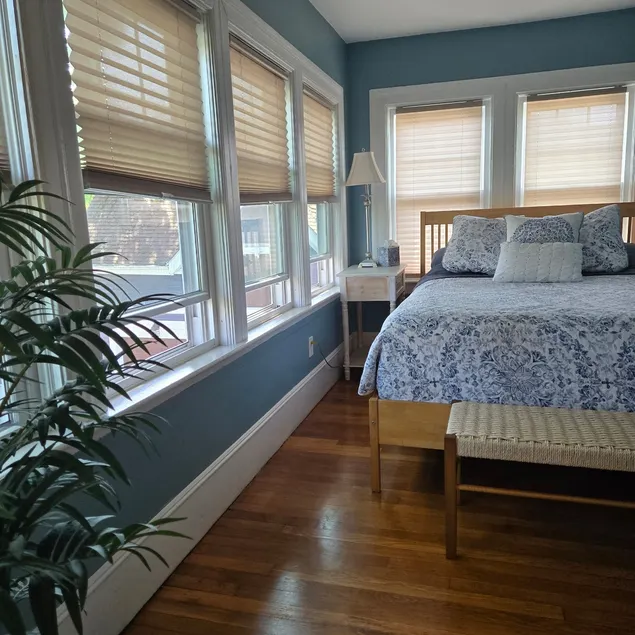 Edgewood's Most Charming Apartment - Image 1