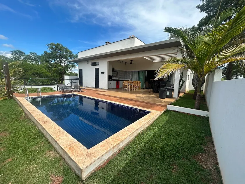 Heated pool, floor fireplace, 14 seats! - Image 1