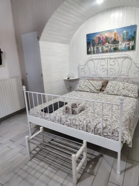 Studio apartment in the city center - Image 1