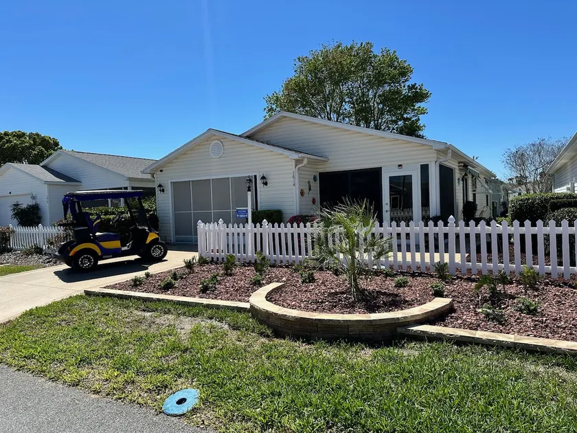 Firefly Cottage with Golf Cart - Great Location - Image 1