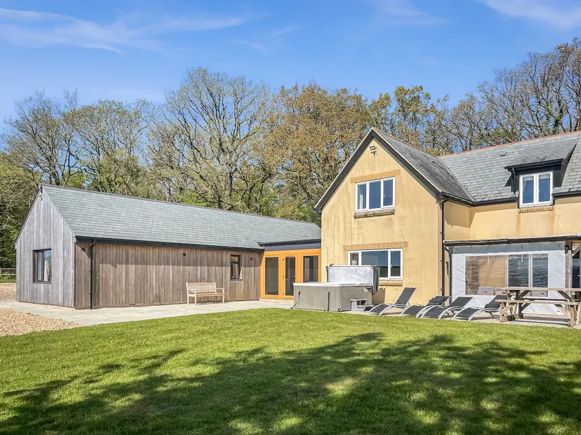 Woodhayne Farm - Image 1