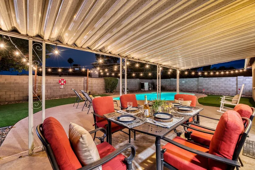 Modern Farmhouse with FREE Heated Pool & Fast WIFI - Image 1