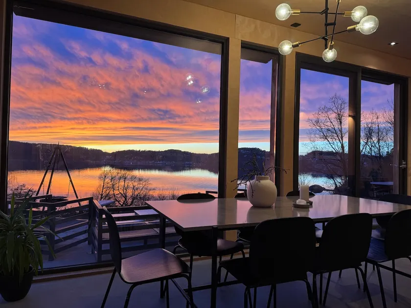 Nordic design by the beach-idyllic surroundings! - Image 1