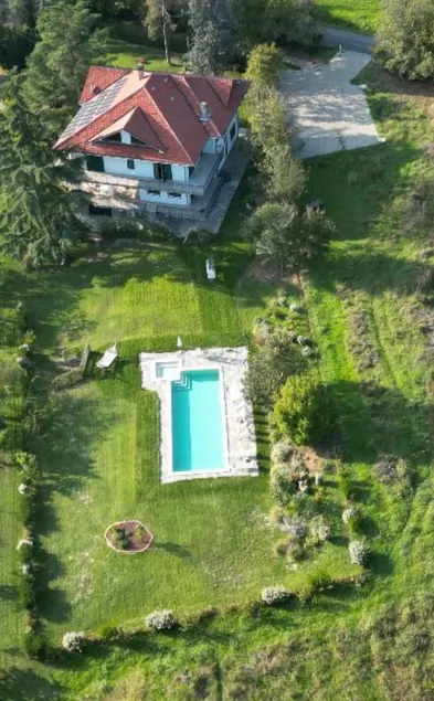 Villa Fiori - Image 1