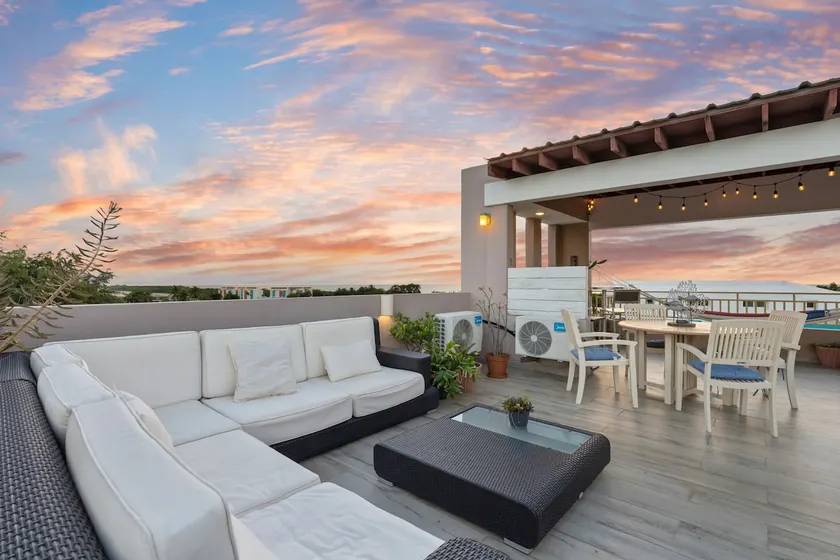 Tropical Sunset Penthouse • Rooftop & Hot Tub - Image 1