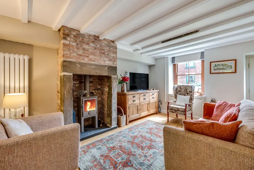 3 Bed in Belper oc-dcbobb - Image 1