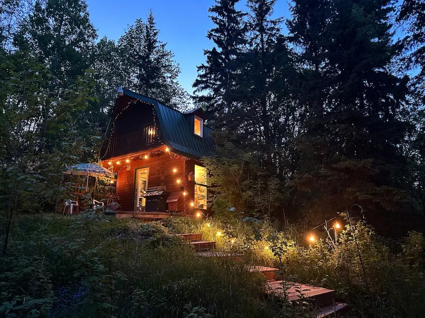 Peaceful Paradise Barn w/Starlink & Sauna - Image 1