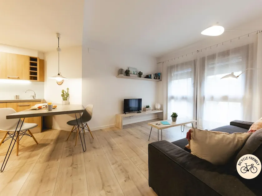 Bravissimo La Mora, beautiful and spacious - Image 1
