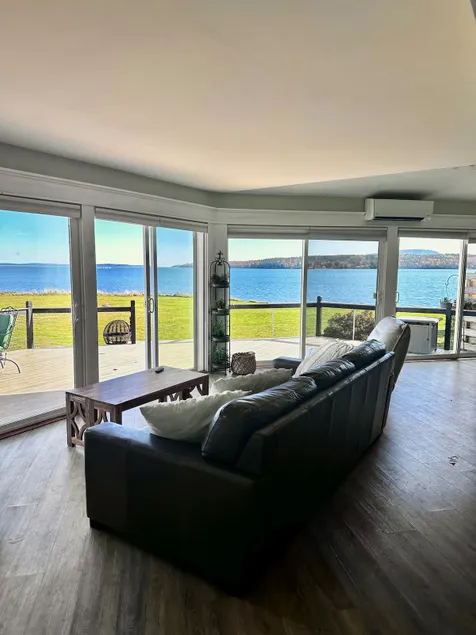 Lamoine Beach House - Image 1