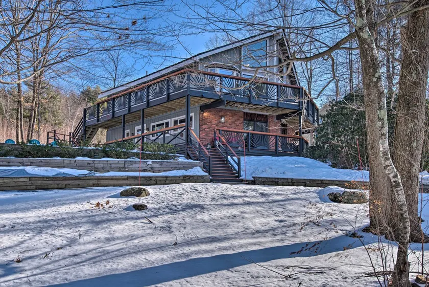 Pet-Friendly Gilford Home by Gunstock Ski Mountain - Image 1