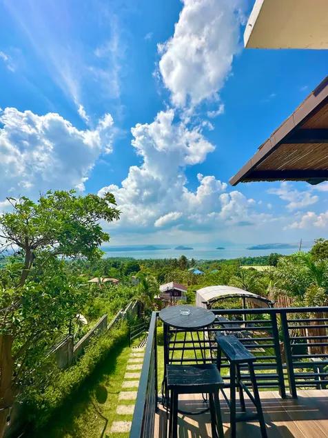 Hilltop Villa w/Taal Lake &Tagaytay View, Batangas - Image 1
