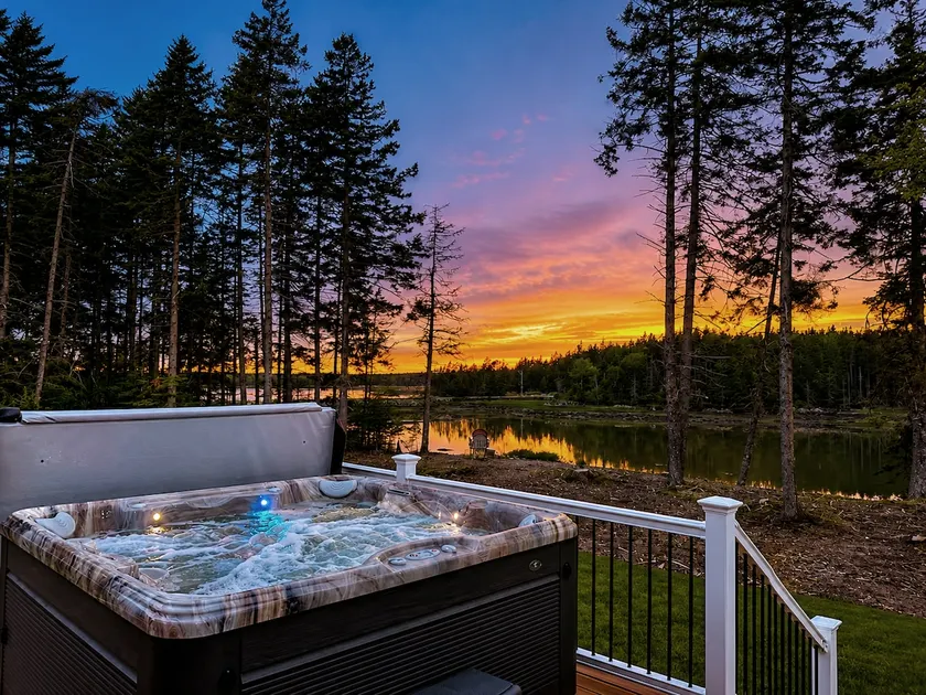 Luxury Waterfront Retreat with Hot Tub Near Acadia - Image 1