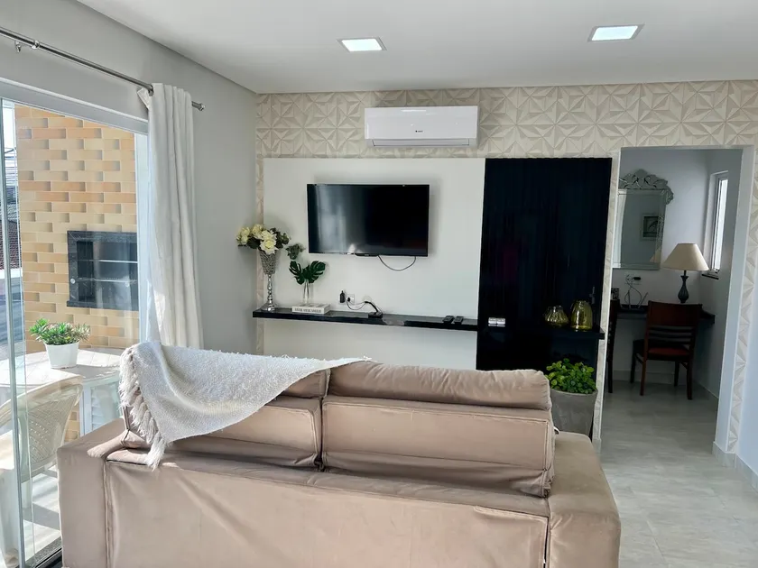 New apartment, finely furnished, near Paraguay - Image 1