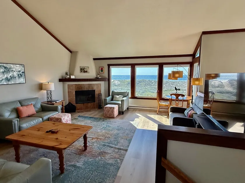 Blue Diamond@Monterey Dunes OCEANFRONT 3bed/3bath-sleeps 7 \nMonterey/Santa Cruz - Image 1
