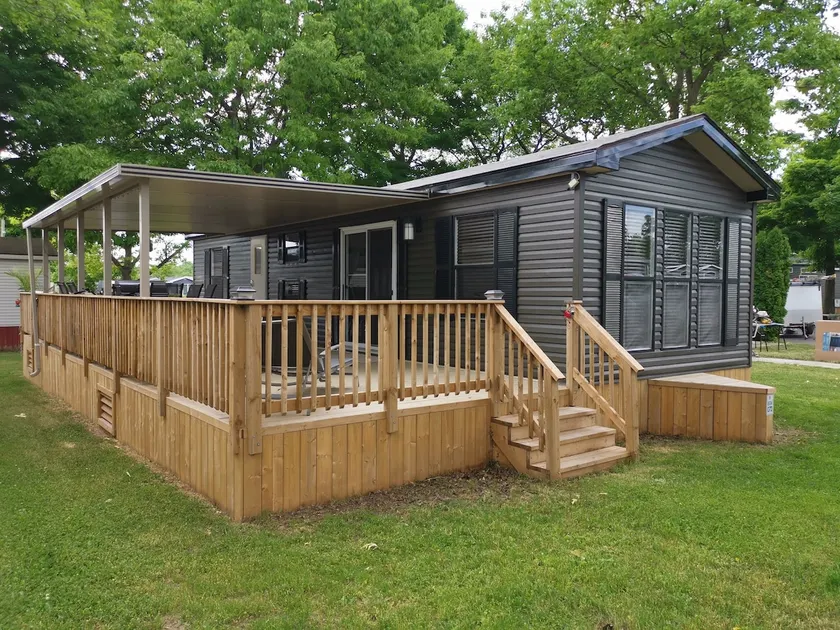 Glamping Cottage, Sherkston Shores Family Resort - Image 1
