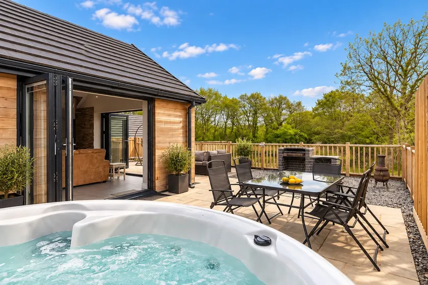 Elm Tree Cottage - Image 1